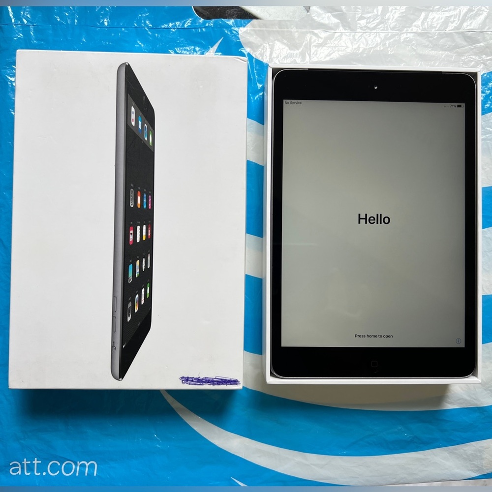 iPad Mini 2 WiFi Cellular 16GB AT&T- Space Gray- Great Condition!